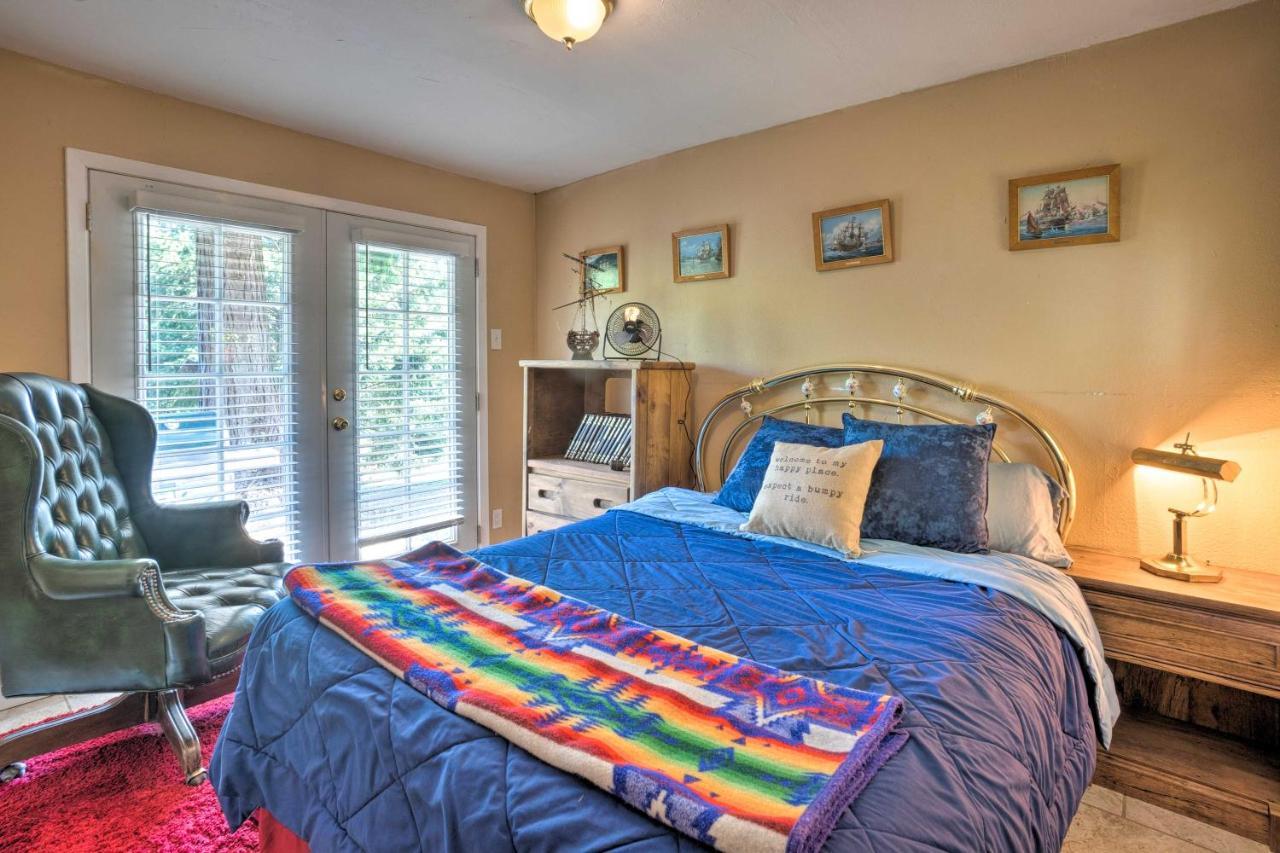 Quaint Riverside Reprieve With Kayaks And Floats! Brookings Exterior foto